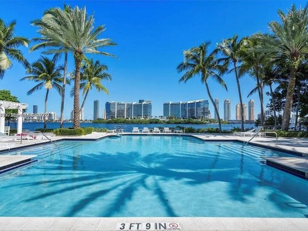 3255 NE 184th St , Unit 12408, Aventura, FL 33160