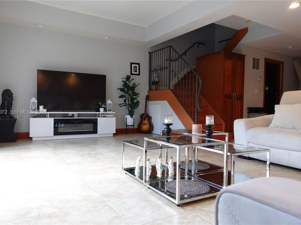 14245 SW 57th Ln , Unit 9-2, Miami, FL 33183