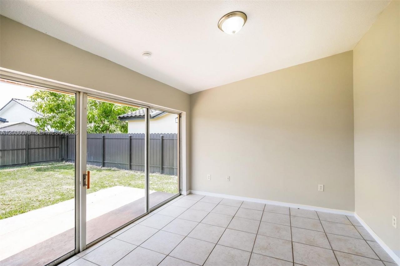 14484 SW 174th St , Miami, FL 33177 Photo