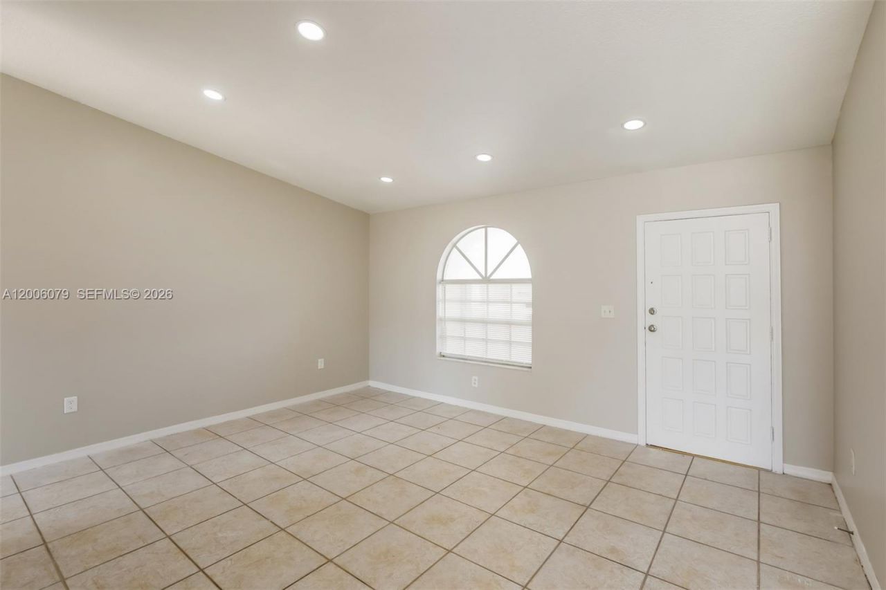 14484 SW 174th St , Miami, FL 33177 Photo