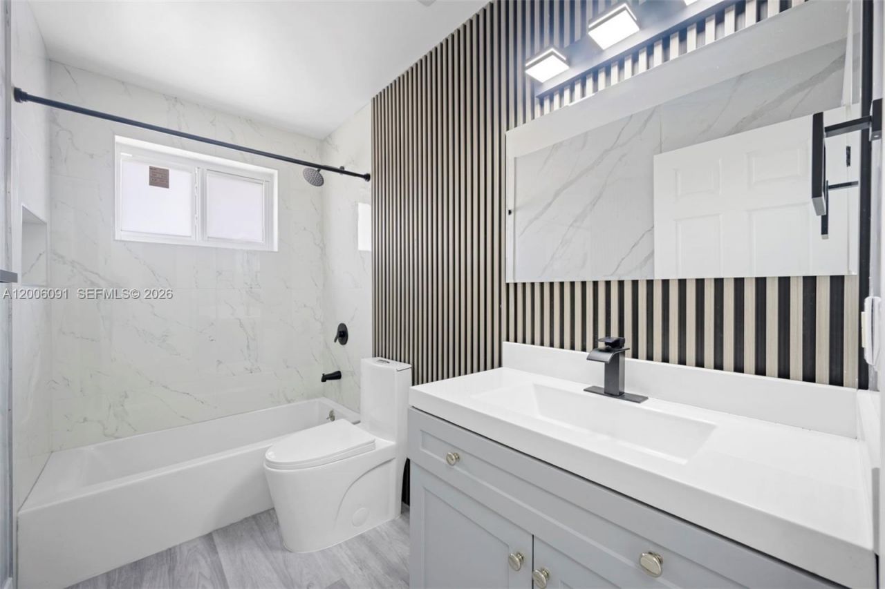 5580 Plunkett St , Hollywood, FL 33021 Photo