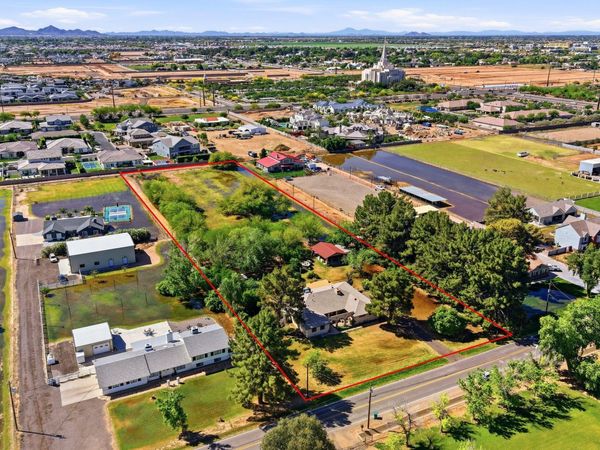 16205 E FAIRVIEW Street, Gilbert, AZ 85295