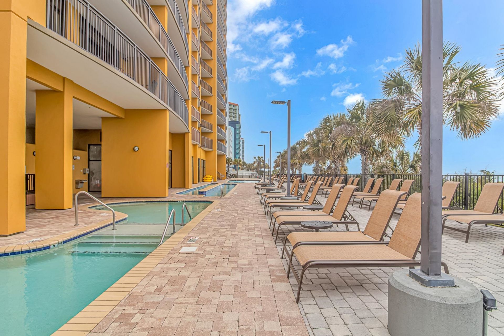 2600 N Ocean Blvd.  Photo 25