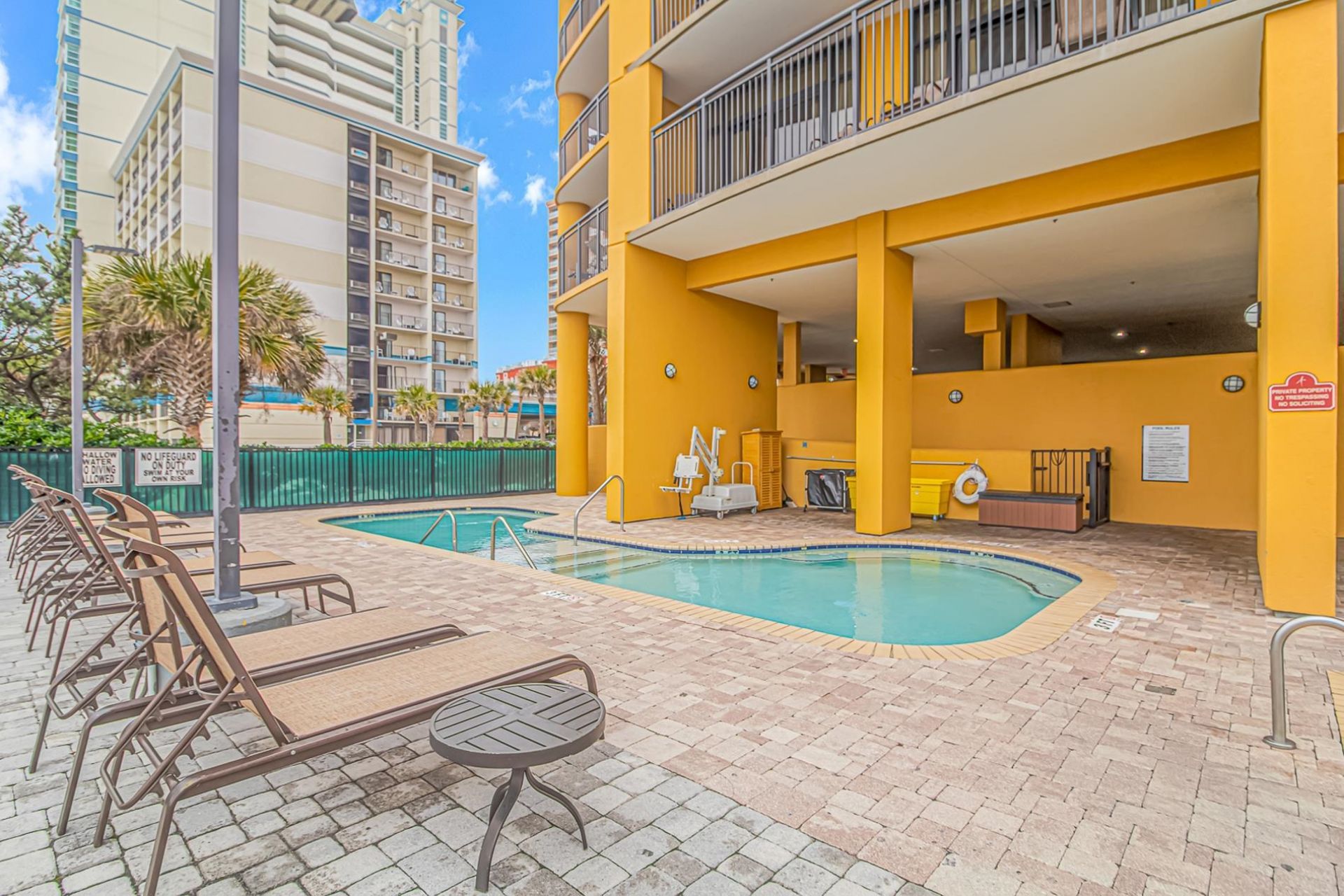 2600 N Ocean Blvd.  Photo 29
