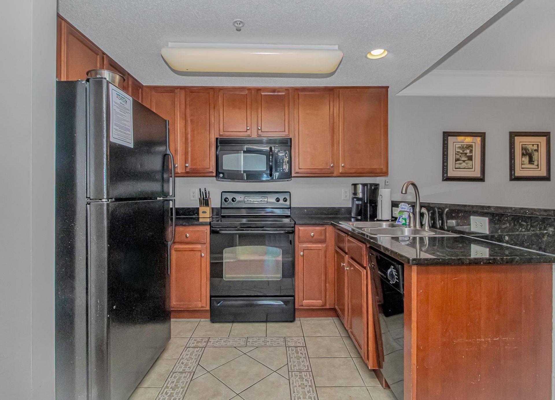 2600 N Ocean Blvd.  Photo 33