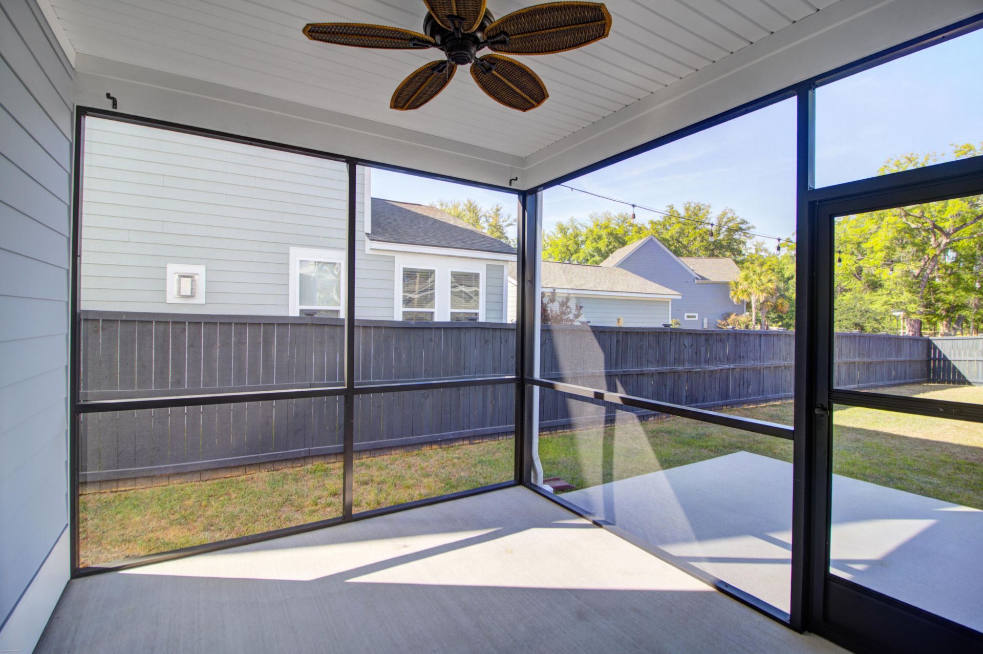 2100 Utsey Street Photo 4