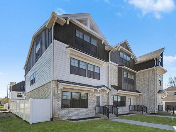 710 Turnock Street, South Bend, IN 46617