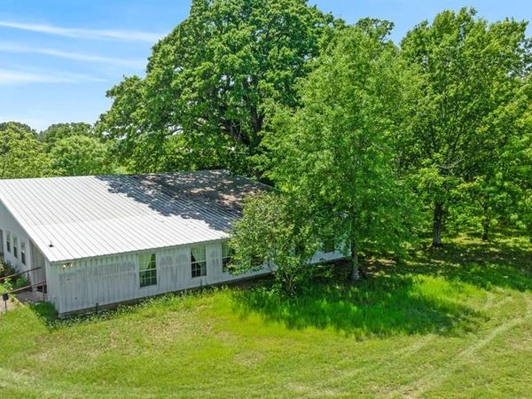2000 COUNTY ROAD 2420, Honey Grove, TX 75446