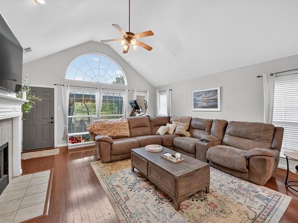 4533 Marguerite Lane , Fort Worth, TX 76123