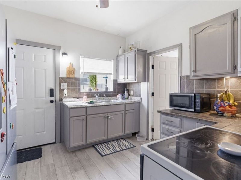 504 Echo Avenue , Zanesville, OH 43701 Photo 9