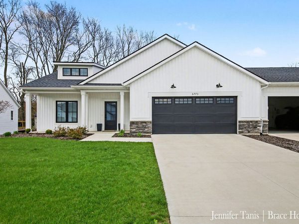 6773 Croft Lane, Unit 62, Hudsonville, MI 49426