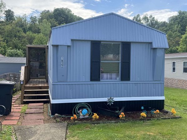 1622 Sycamore Street, Kenova, WV 25530