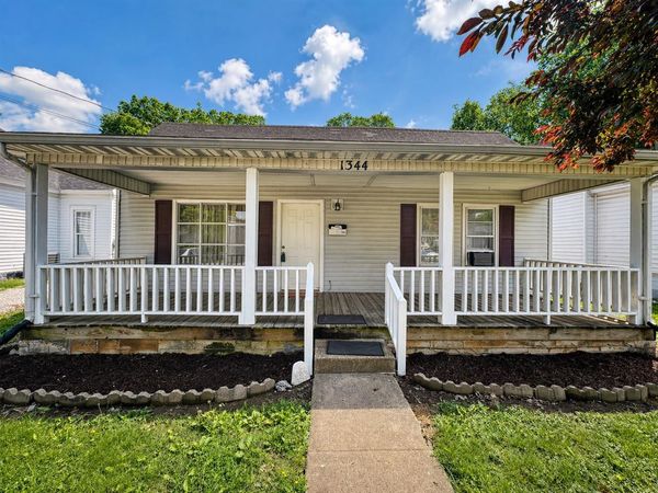 1344 Clay Street , Bowling Green, KY 42101