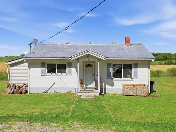 525 Matthews Lane, Mosheim, TN 37818