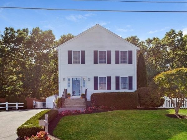 59 Tynan Ave, Taunton, MA 02718