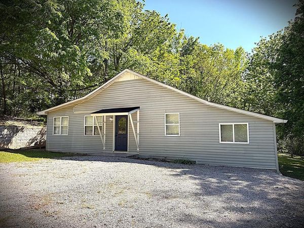 2241 Byrdstown Hwy , Livingston, TN 38570