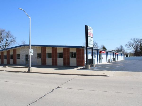 223 N SEYMOUR STREET, Fond Du Lac, WI 54935