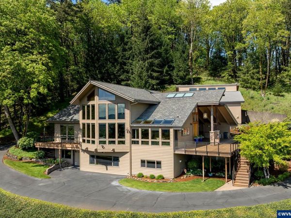 4255 Eola Dr NW, Salem, OR 97304