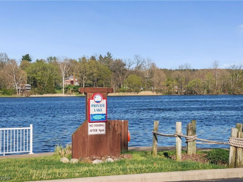 3127 Highland Drive, Silver Lake, OH 44224 Photo 13