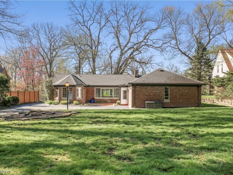 3127 Highland Drive, Silver Lake, OH 44224 Photo 6