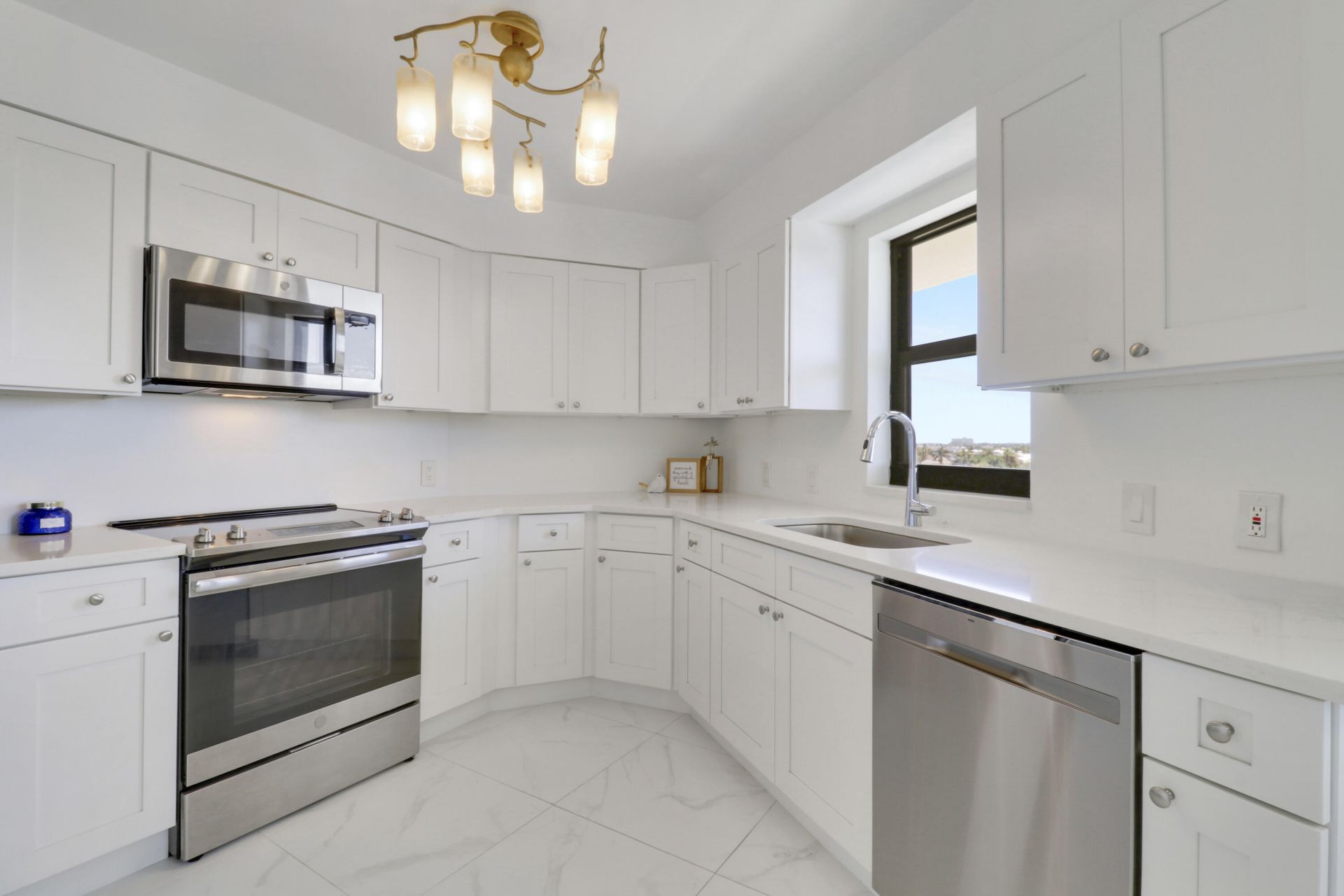 19800 Sandpointe Bay Drive, Unit 708, Tequesta, FL 33469 Photo