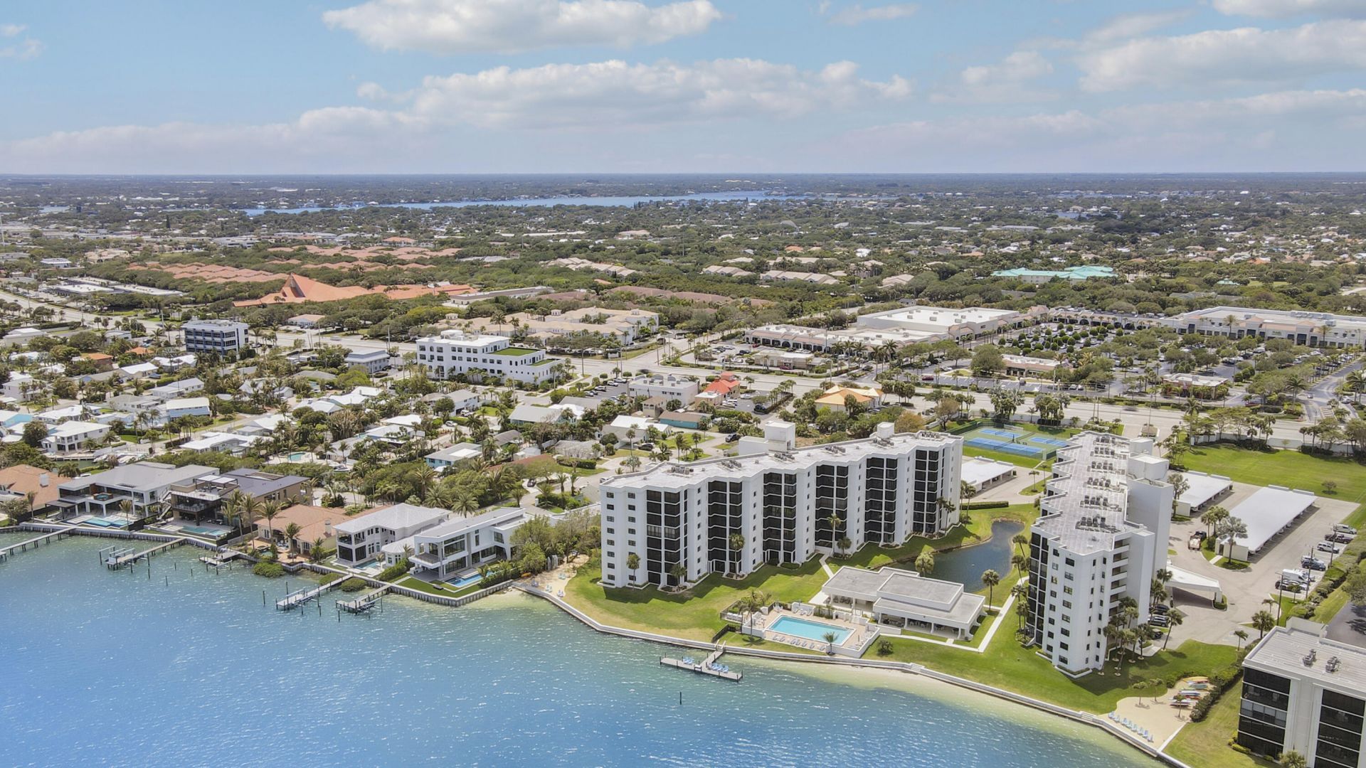 19800 Sandpointe Bay Drive, Unit 708, Tequesta, FL 33469 Photo