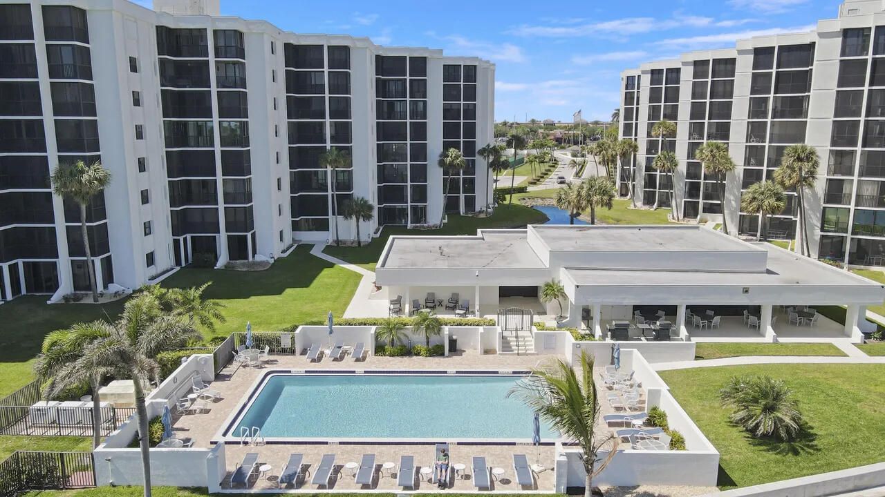 19800 Sandpointe Bay Drive, Unit 708, Tequesta, FL 33469 Photo