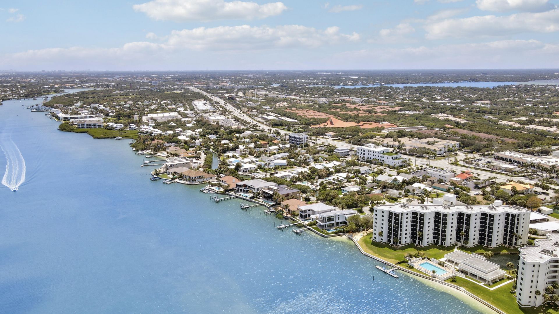 19800 Sandpointe Bay Drive, Unit 708, Tequesta, FL 33469 Photo