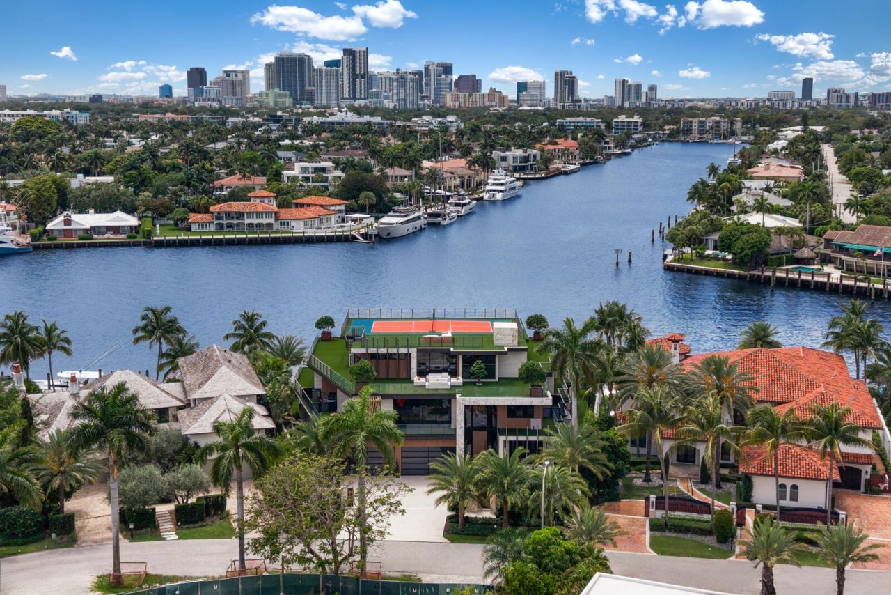 513 Middle River Drive, Fort Lauderdale, FL 33304 Photo