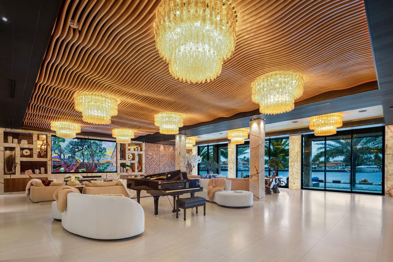 513 Middle River Drive, Fort Lauderdale, FL 33304 Photo