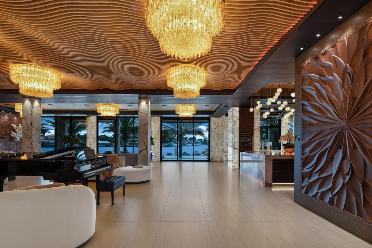 513 Middle River Drive, Fort Lauderdale, FL 33304 Photo