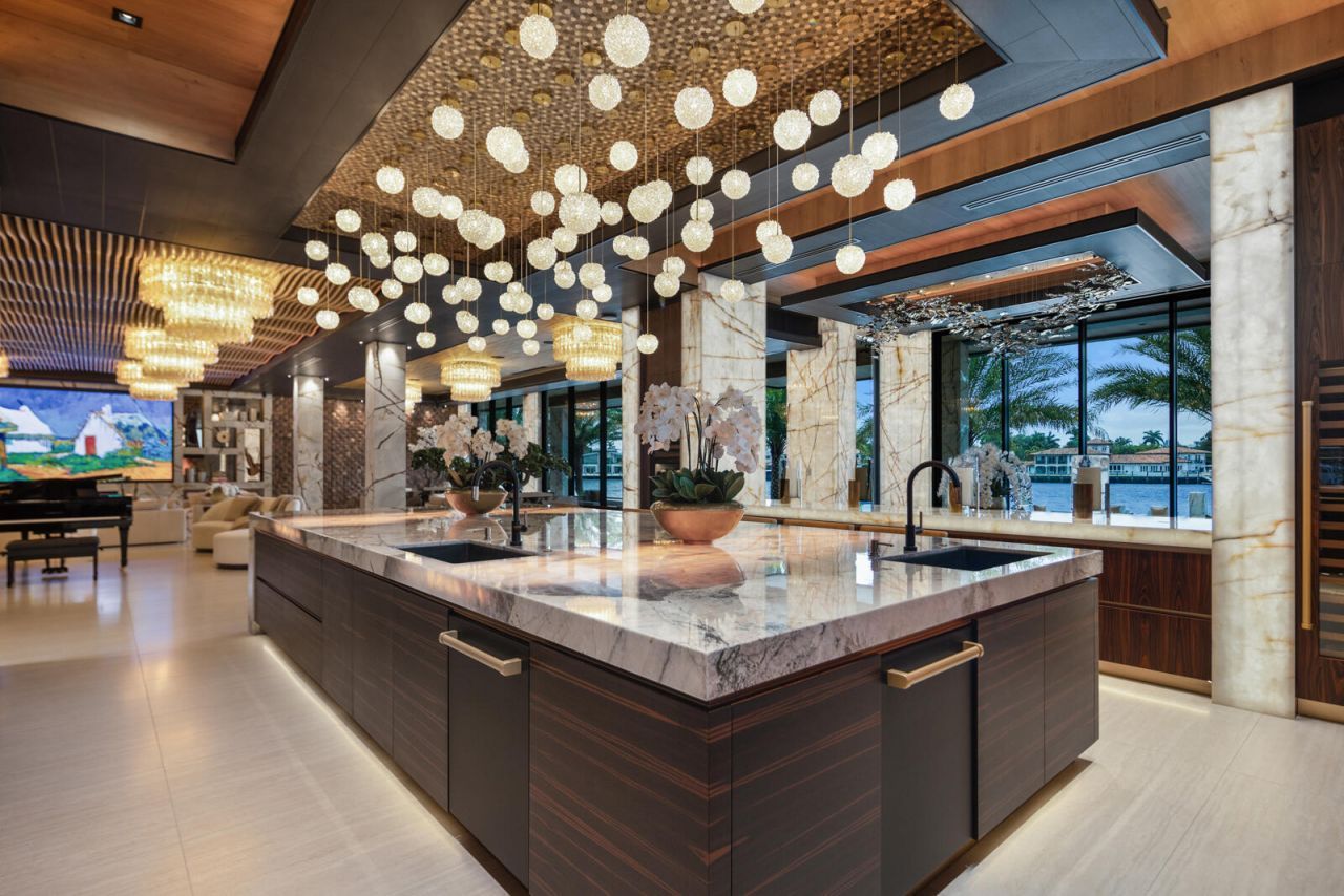 513 Middle River Drive, Fort Lauderdale, FL 33304 Photo