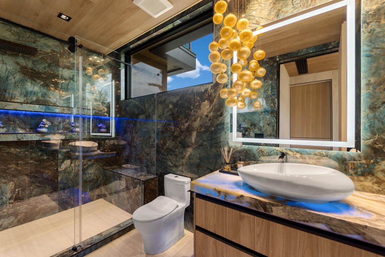 513 Middle River Drive, Fort Lauderdale, FL 33304 Photo