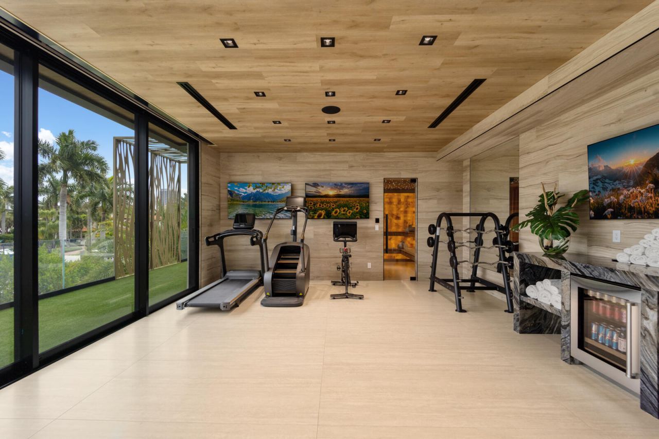 513 Middle River Drive, Fort Lauderdale, FL 33304 Photo