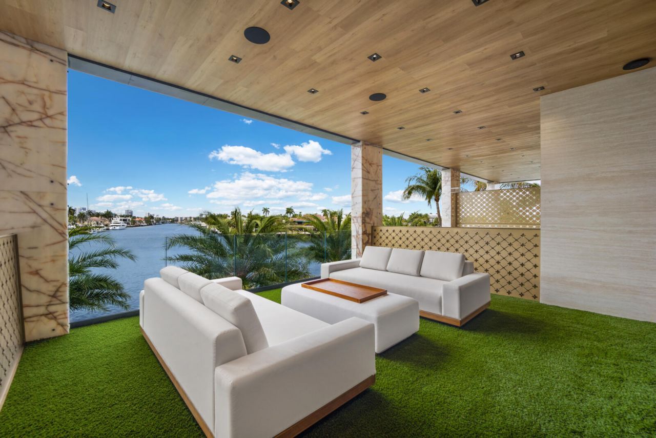 513 Middle River Drive, Fort Lauderdale, FL 33304 Photo