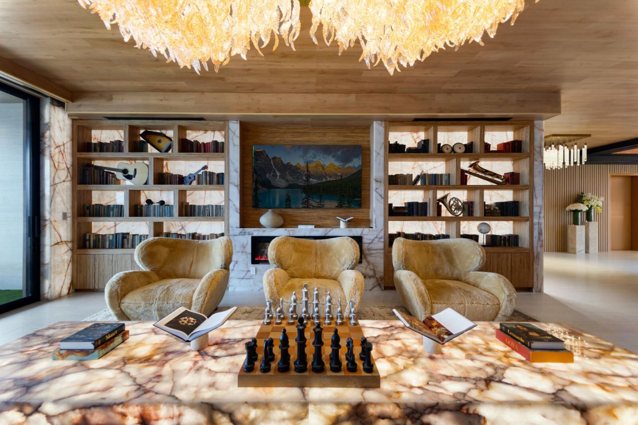 513 Middle River Drive, Fort Lauderdale, FL 33304 Photo