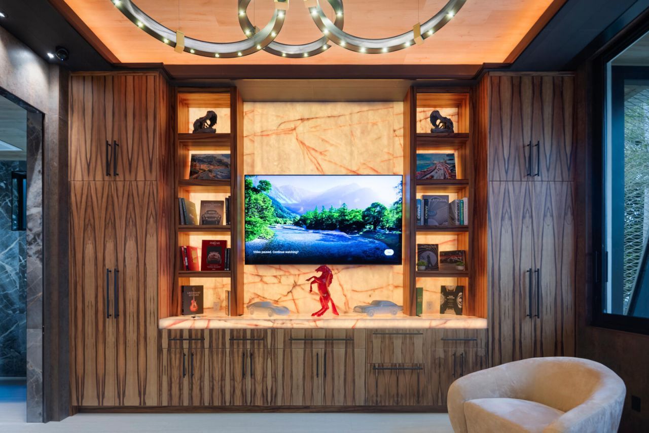 513 Middle River Drive, Fort Lauderdale, FL 33304 Photo