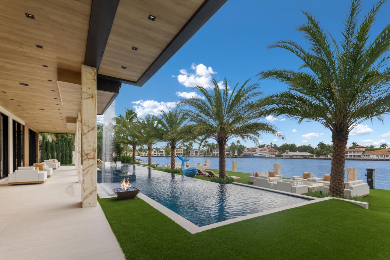 513 Middle River Drive, Fort Lauderdale, FL 33304 Photo