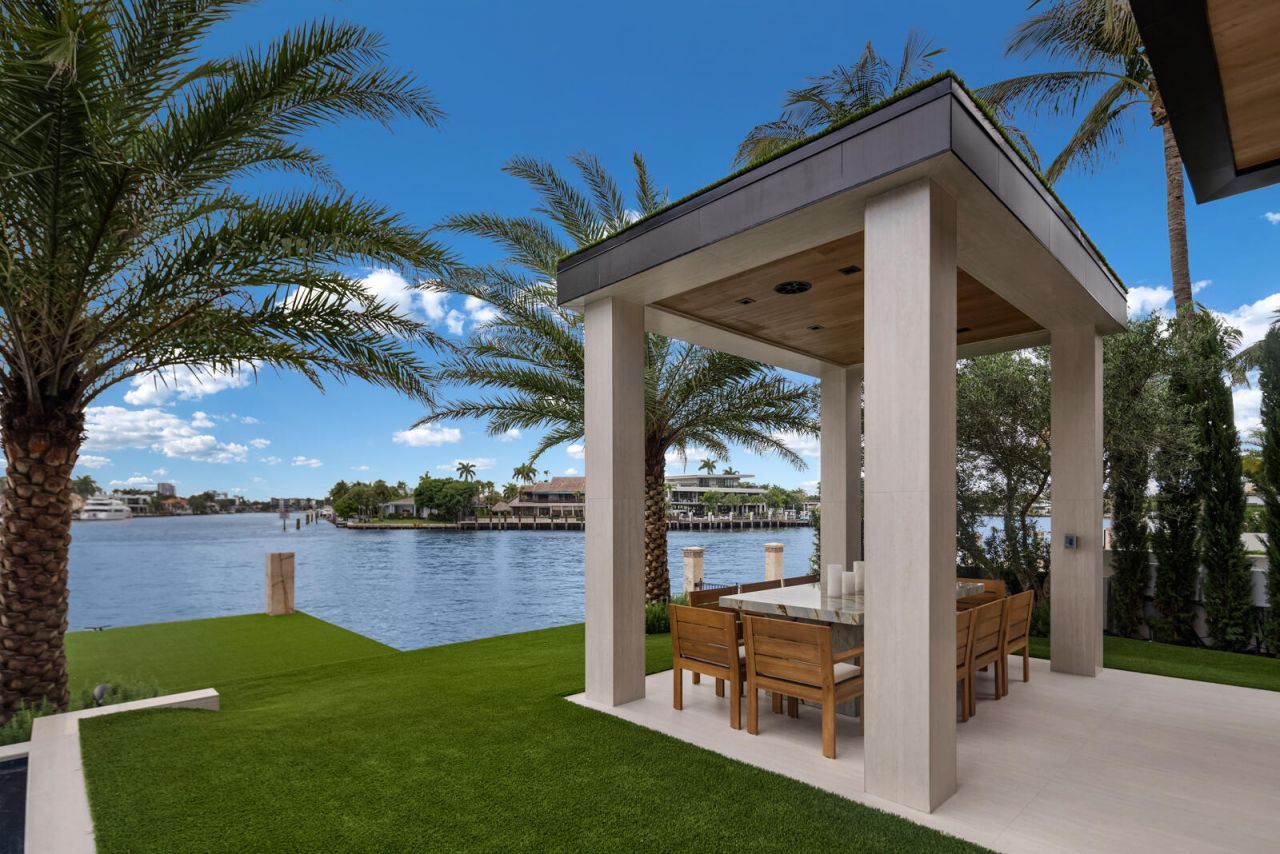 513 Middle River Drive, Fort Lauderdale, FL 33304 Photo