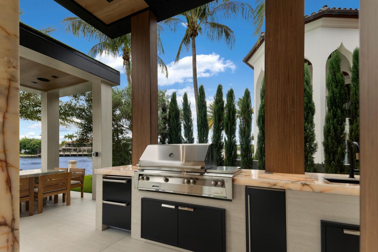 513 Middle River Drive, Fort Lauderdale, FL 33304 Photo