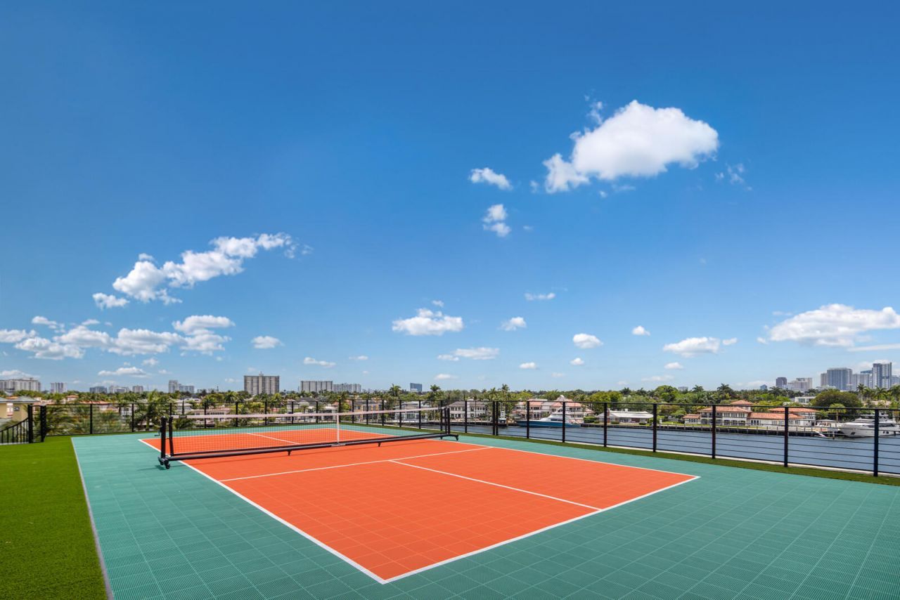 513 Middle River Drive, Fort Lauderdale, FL 33304 Photo