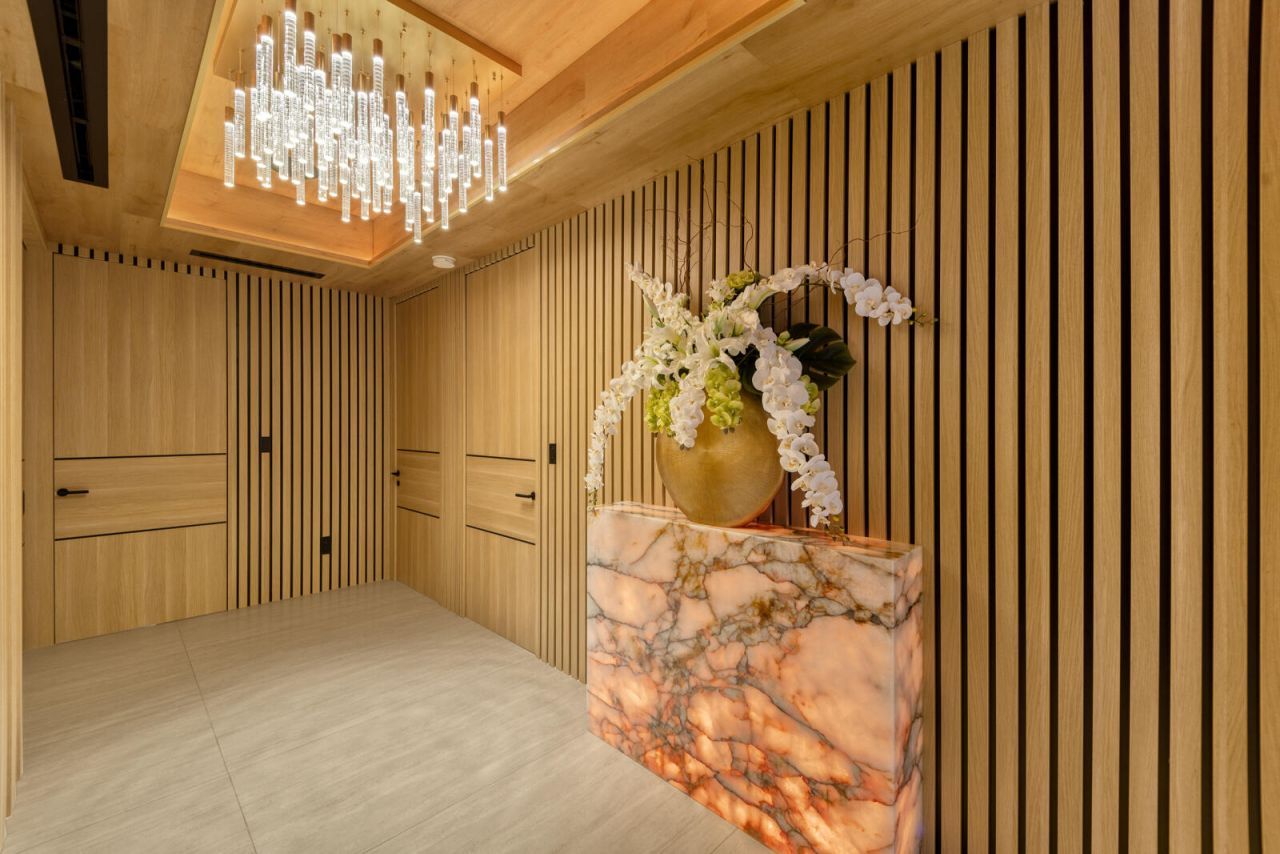 513 Middle River Drive, Fort Lauderdale, FL 33304 Photo