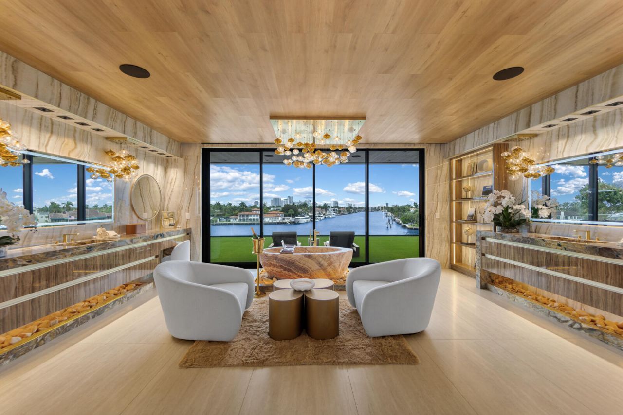 513 Middle River Drive, Fort Lauderdale, FL 33304 Photo