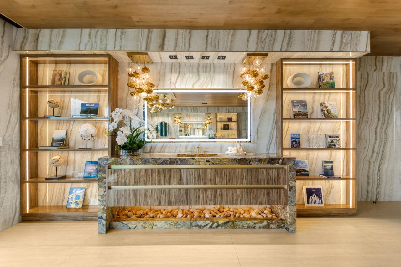 513 Middle River Drive, Fort Lauderdale, FL 33304 Photo