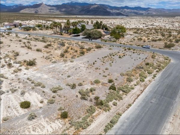 2580 S Zuni Avenue, Pahrump, NV 89048