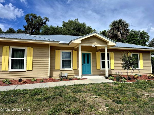 711 N PARK Street, Crescent City, FL 32112