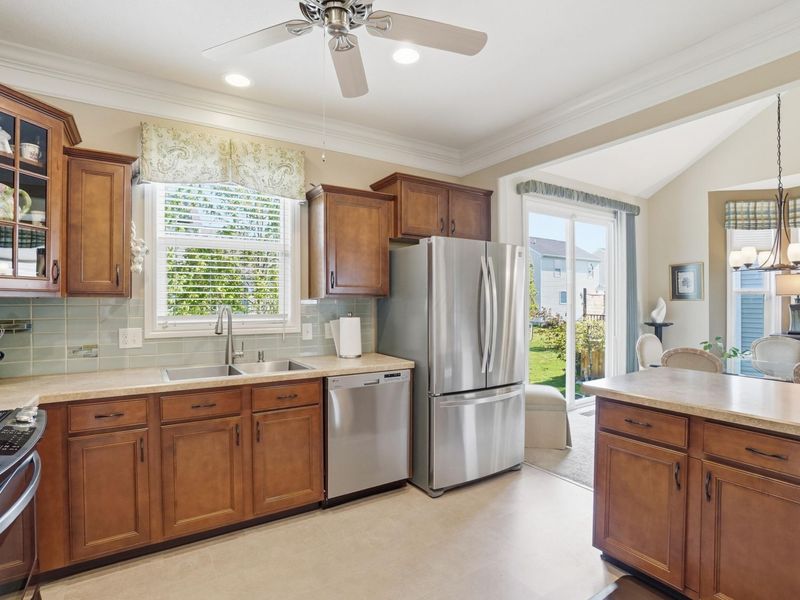 6000 Deansboro Drive , Westerville, OH 43081 Photo 12