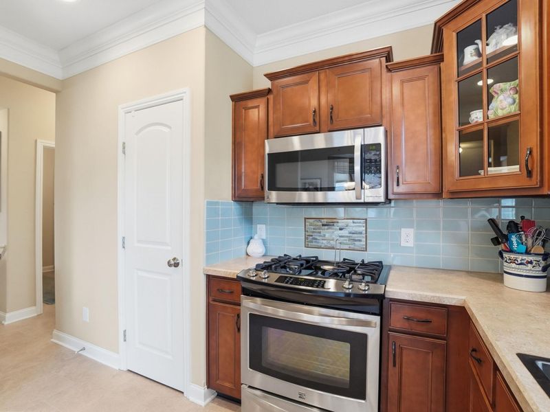 6000 Deansboro Drive , Westerville, OH 43081 Photo 14