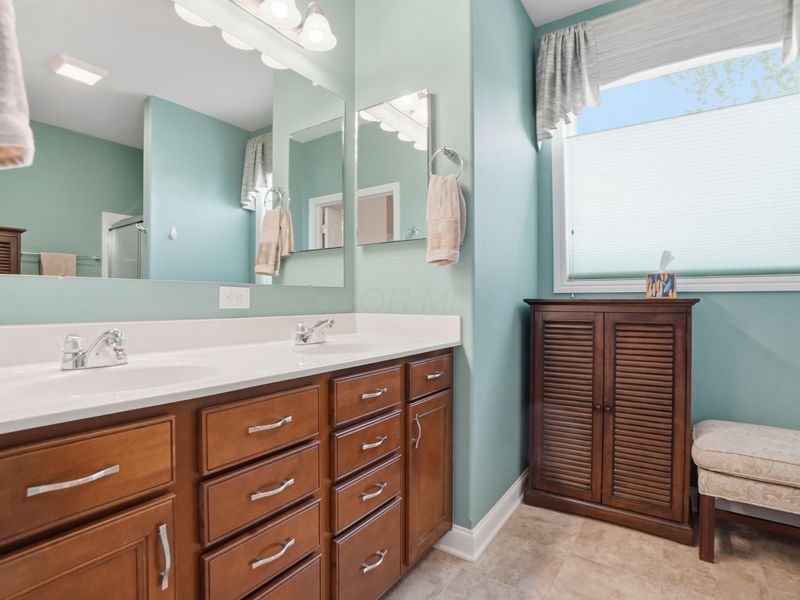 6000 Deansboro Drive , Westerville, OH 43081 Photo 21