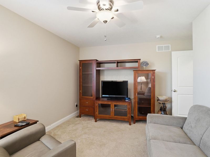 6000 Deansboro Drive , Westerville, OH 43081 Photo 37